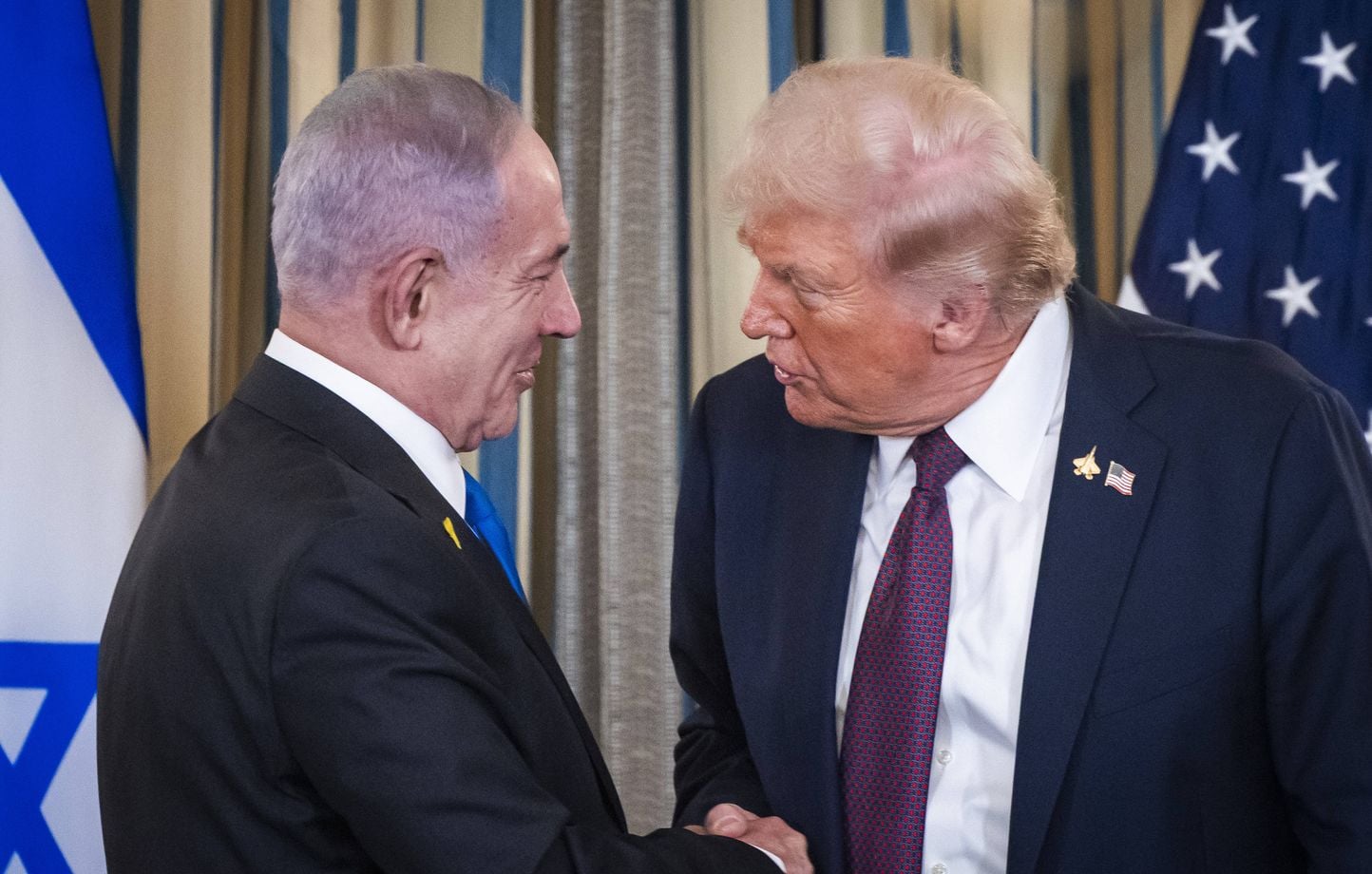 Trump se hace pasar por “jefe” ante Netanyahu Trump se hace pasar por “jefe” ante Netanyahu